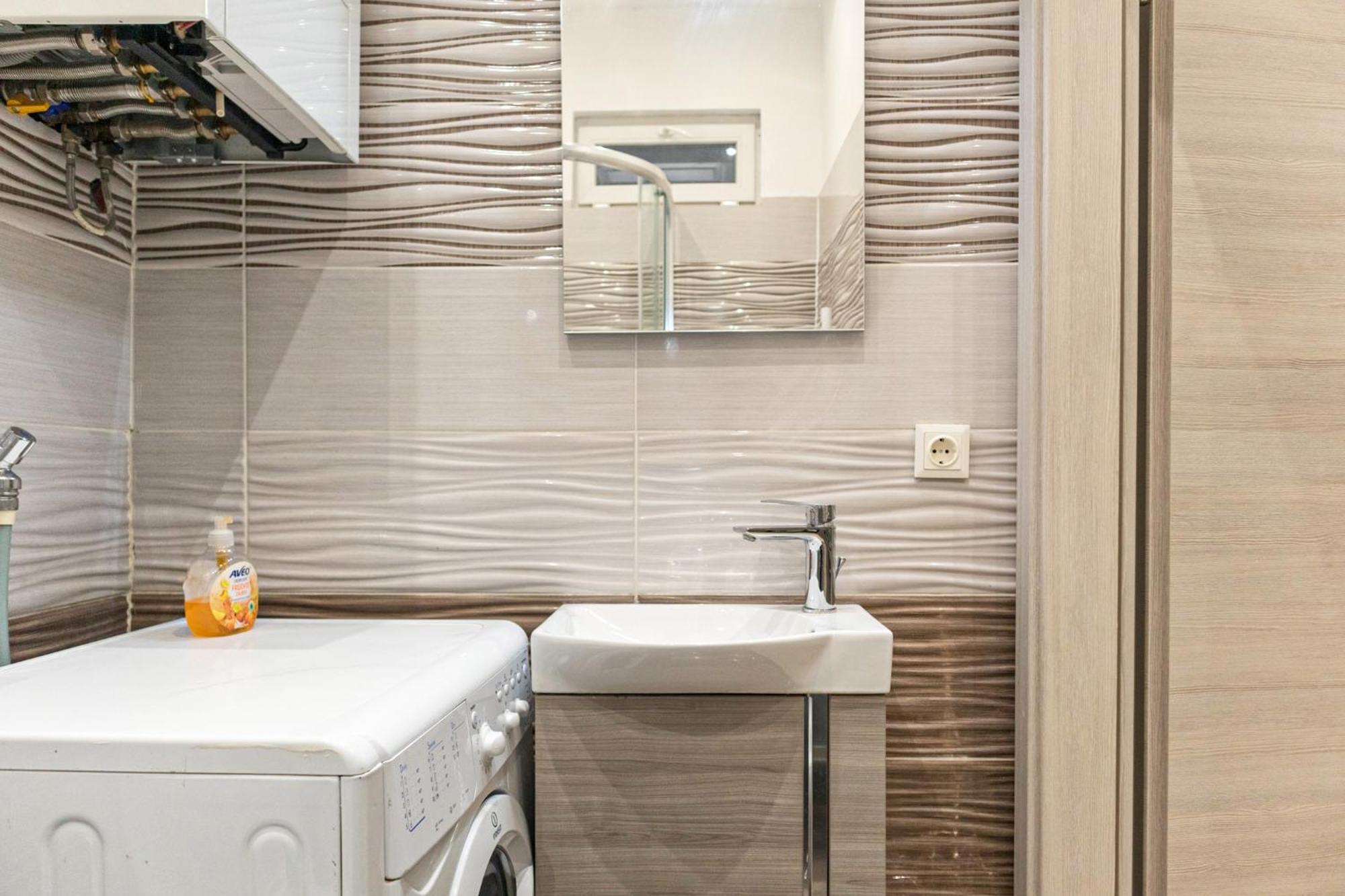 Chic 1Br Apt Near Biggest Amusementpark Of Вена Экстерьер фото
